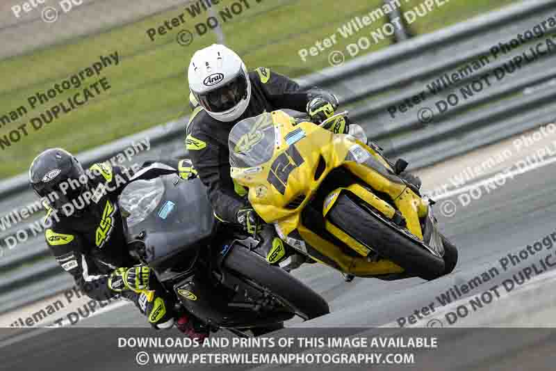 cadwell no limits trackday;cadwell park;cadwell park photographs;cadwell trackday photographs;enduro digital images;event digital images;eventdigitalimages;navarra;no limits trackdays;peter wileman photography;racing digital images;trackday digital images;trackday photos